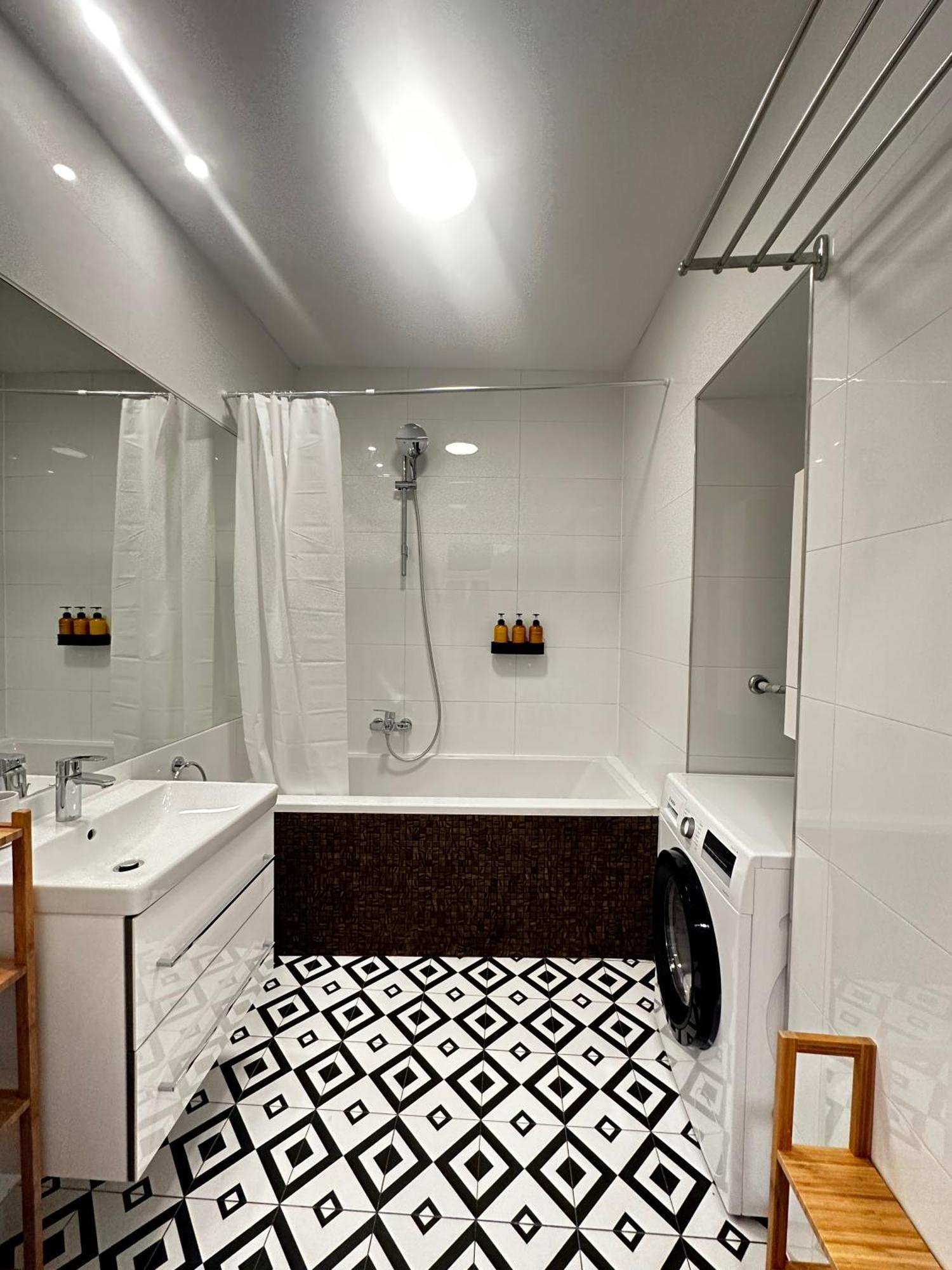 Luxury 3 Bedroom Apartment Near Schoenbrunn Palace Viena Exterior foto